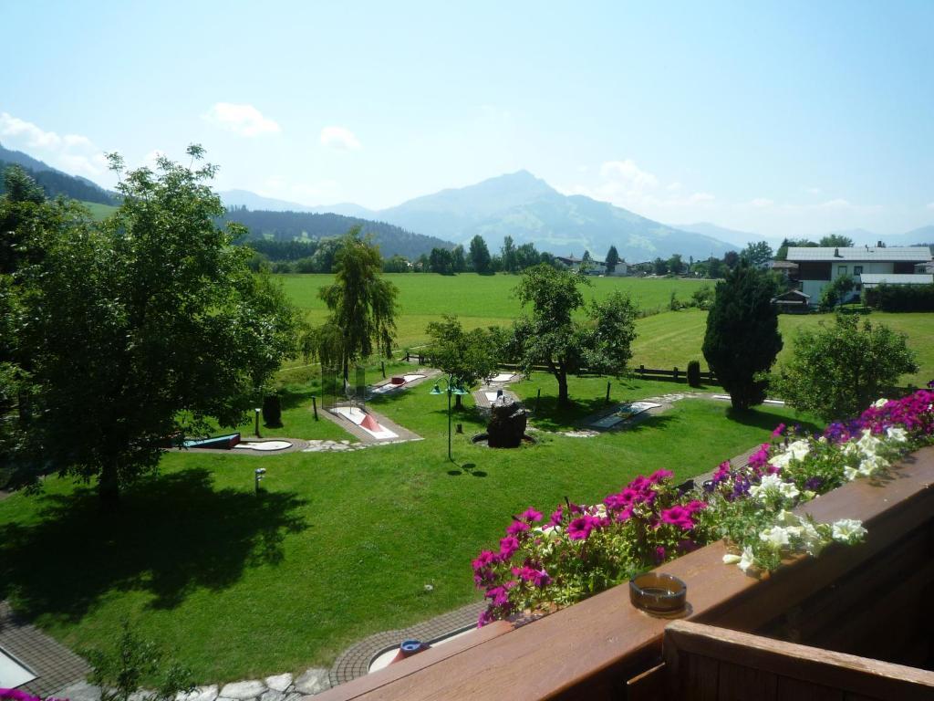 Hotel Neuwirt Kirchdorf in Tirol Habitación foto