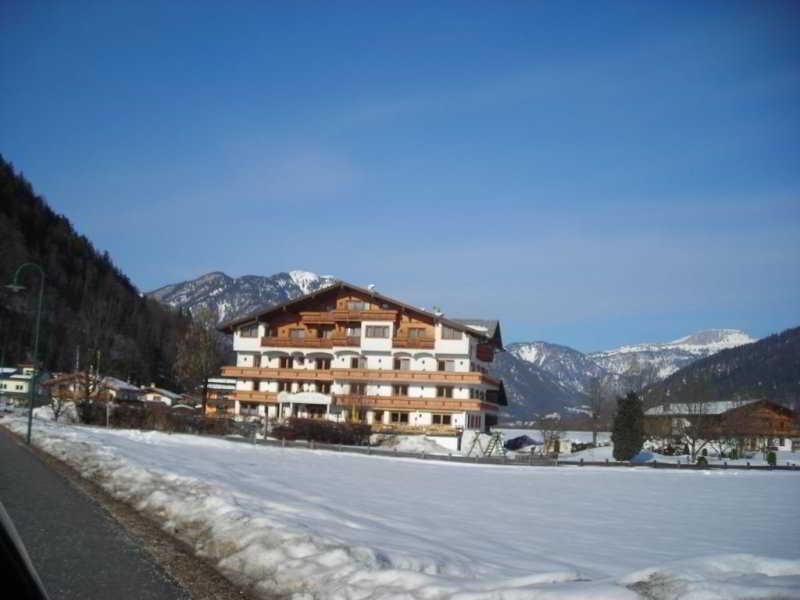 Hotel Neuwirt Kirchdorf in Tirol Exterior foto